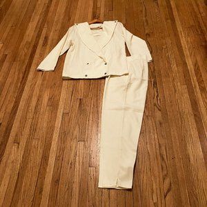 Spyee size 3 cream pant suit